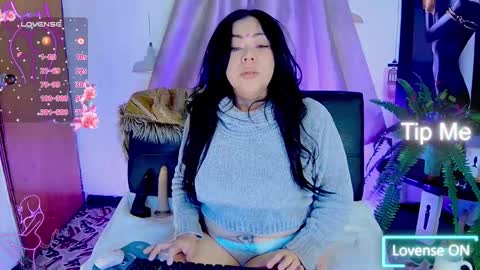 Snapshot of pervertmom_ chatting on October 2025 04:55:01 AM ESMERALDA online show from October 2025 04:55:01 AM