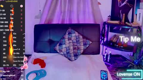 Snapshot of pervertmom_ chatting on November 2025 12:33:01 AM ESMERALDA online show from November 2025 12:33:01 AM