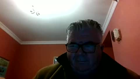 Snapshot of pete112991 chatting on March 2025 04:20:01 PM pete112991 online show from March 2025 04:20:01 PM