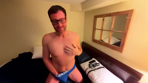 Pete online show from November 2025 04:05:01 AM