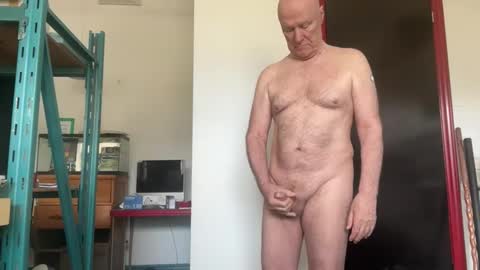 Snapshot of peter4443 chatting on May 2026 02:13:02 PM peter4443 online show from May 2026 02:13:02 PM