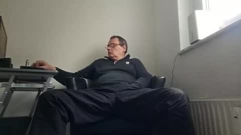 peter_03041976 online show from February 2025 09:57:02 AM