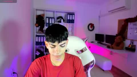 Peter online show from December 2025 02:35:01 PM