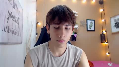 Snapshot of peter_seed chatting on November 2025 08:08:01 PM peter online show from November 2025 08:08:01 PM