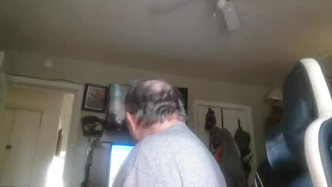 peterinohio57 online show from July 2026 12:03:02 PM
