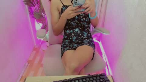 petite_barbie88 online show from July 2026 10:29:01 AM