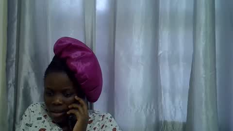 petite_melan online show from October 2025 07:20:01 AM