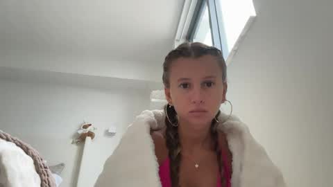 petitebaddie349 online show from July 2026 09:43:02 PM