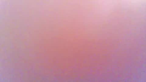 Snapshot of petitequeen099 chatting on April 2026 06:38:01 PM QueP online show from April 2026 06:38:01 PM