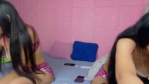 Snapshot of petitestrawberry18 chatting on January 2026 01:16:02 PM Tip us ask our names online show from January 2026 01:16:02 PM