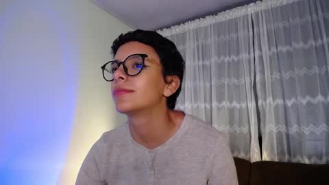 Snapshot of peyton_gh chatting on February 2025 10:22:01 AM Peyton online show from February 2025 10:22:01 AM