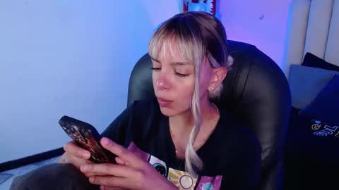 Snapshot of peyton_gh chatting on October 2025 04:20:02 AM Peyton online show from October 2025 04:20:02 AM