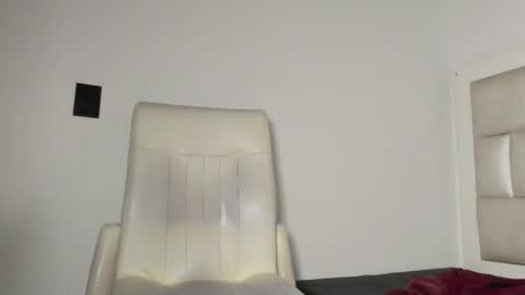 peyton_wat20 online show from December 2025 11:48:01 AM