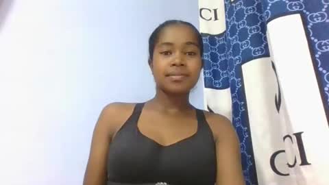 phania185885 online show from February 2026 06:06:02 PM