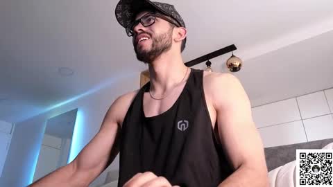 phantom_bigger1 online show from February 2026 12:21:01 PM