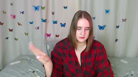 Snapshot of phantommira chatting on January 2025 04:01:02 PM phantommira online show from January 2025 04:01:02 PM