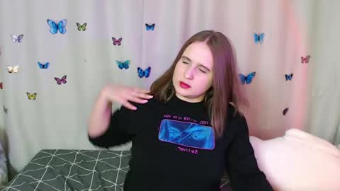 Snapshot of phantommira chatting on February 2025 09:04:02 PM phantommira online show from February 2025 09:04:02 PM