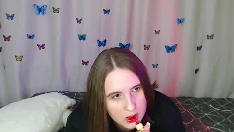 Snapshot of phantommira chatting on February 2025 09:24:02 PM phantommira online show from February 2025 09:24:02 PM