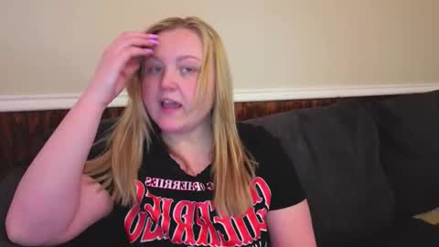 PhatAssBlond online show from March 2026 07:05:01 PM