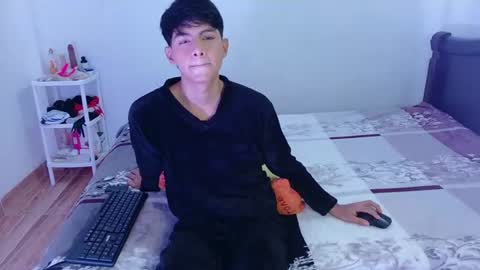 phuwin online show from July 2026 07:01:02 AM