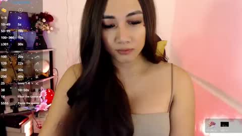 Pia online show from February 2025 09:20:02 PM