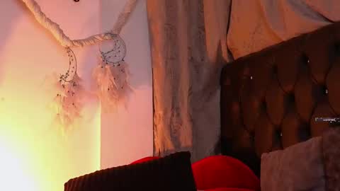  PIA FISHER  online show from February 2026 01:09:02 AM