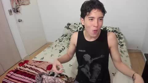 Snapshot of picaszomilos350 chatting on February 2026 05:31:01 PM picaszomilos350 online show from February 2026 05:31:01 PM