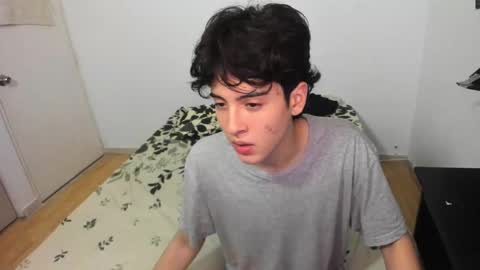 Snapshot of picaszomilos350 chatting on February 2026 07:06:02 AM picaszomilos350 online show from February 2026 07:06:02 AM