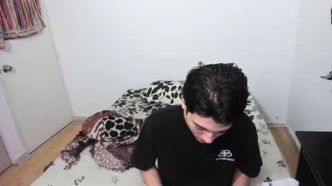 Snapshot of picaszomilos350 chatting on February 2026 09:54:01 AM picaszomilos350 online show from February 2026 09:54:01 AM