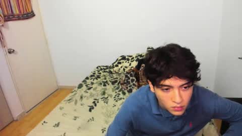 Snapshot of picaszomilos350 chatting on March 2026 10:11:02 AM picaszomilos350 online show from March 2026 10:11:02 AM