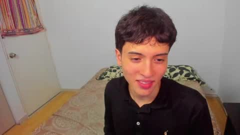 Snapshot of picaszomilos350 chatting on March 2026 05:24:02 AM picaszomilos350 online show from March 2026 05:24:02 AM