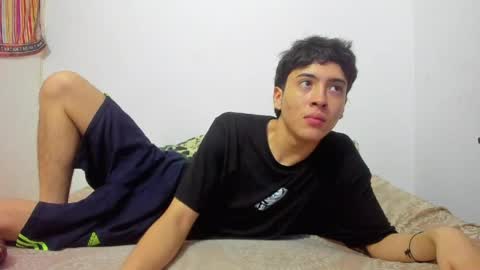 Snapshot of picaszomilos350 chatting on March 2026 07:37:01 PM picaszomilos350 online show from March 2026 07:37:01 PM