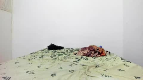 Snapshot of picaszomilos350 chatting on April 2026 06:03:01 AM picaszomilos350 online show from April 2026 06:03:01 AM