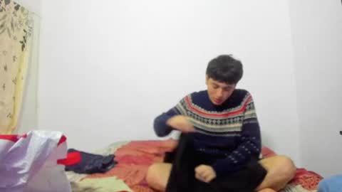 Snapshot of picaszomilos350 chatting on April 2026 07:45:01 AM picaszomilos350 online show from April 2026 07:45:01 AM