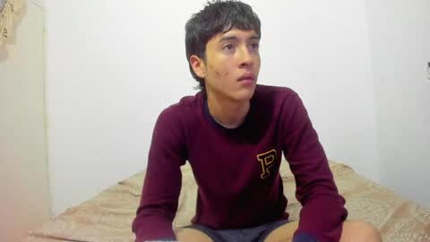 Snapshot of picaszomilos350 chatting on April 2026 11:28:01 AM picaszomilos350 online show from April 2026 11:28:01 AM