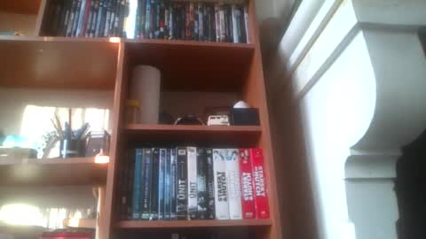 Snapshot of pichoun71 chatting on February 2025 04:00:02 PM pichoun71 online show from February 2025 04:00:02 PM