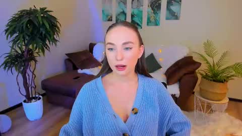 Emelie online show from February 2025 07:26:01 PM