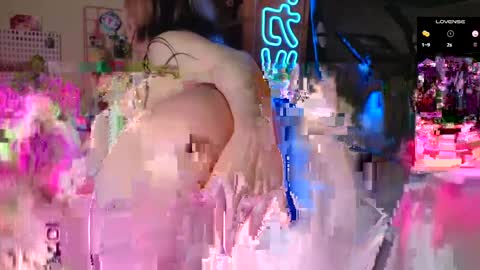 Mia or ur fav booty P online show from March 2026 06:06:02 AM