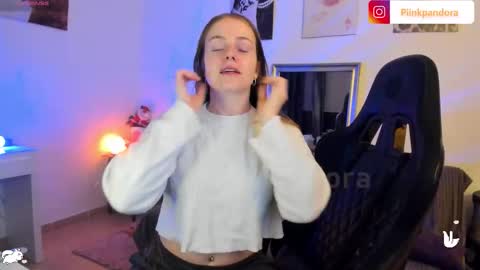 PiinkPandora online show from January 2026 08:47:01 PM