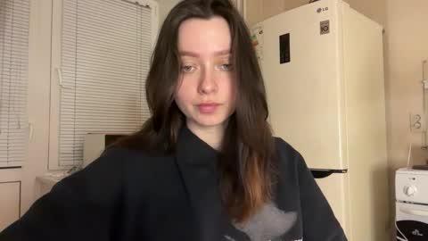 Trisha     online show from September 2025 03:03:02 PM