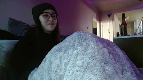 Snapshot of pillogoddess chatting on February 2025 03:21:02 PM PilloGoddess online show from February 2025 03:21:02 PM