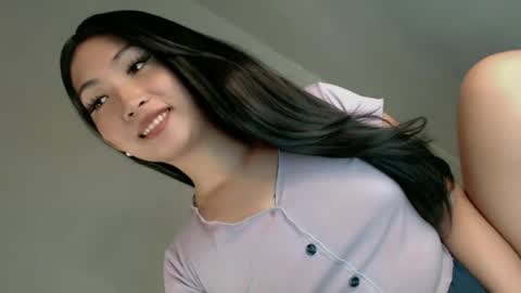 Snapshot of pillow_whispers chatting on June 2026 01:37:01 PM jane online show from June 2026 01:37:01 PM