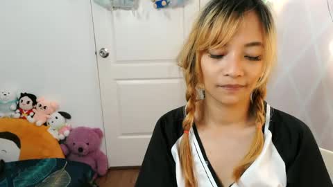 pinay beauty14 online show from January 2025 03:33:02 AM