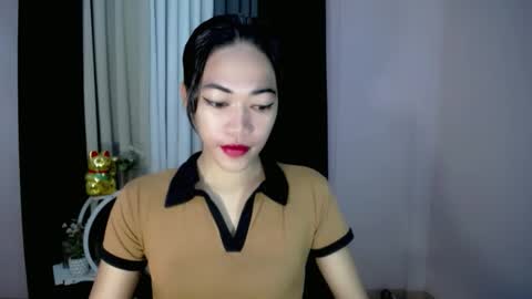 Snapshot of pinay_bella69 chatting on October 2025 09:18:02 AM pinay_bella69 online show from October 2025 09:18:02 AM