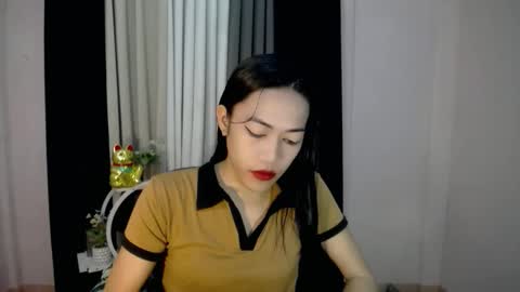 Snapshot of pinay_bella69 chatting on October 2025 01:53:02 PM pinay_bella69 online show from October 2025 01:53:02 PM