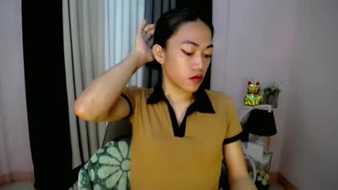 Snapshot of pinay_bella69 chatting on October 2025 11:16:01 PM pinay_bella69 online show from October 2025 11:16:01 PM