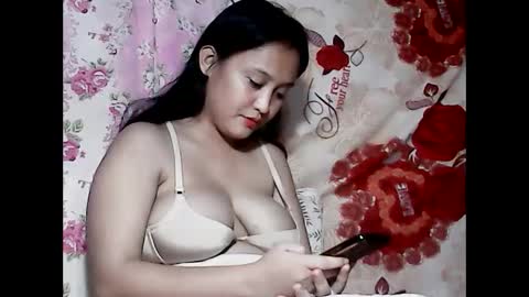 pinay_mama_milkbigboobs online show from February 2025 05:15:01 PM