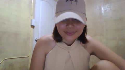 Mona Pinay online show from April 2026 06:10:01 PM