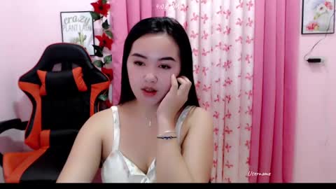 Snapshot of pinay_nica chatting on December 2024 08:07:02 AM pinay_nica online show from December 2024 08:07:02 AM