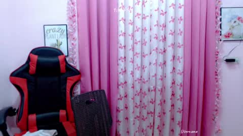 Snapshot of pinay_nica chatting on January 2025 02:05:01 PM pinay_nica online show from January 2025 02:05:01 PM